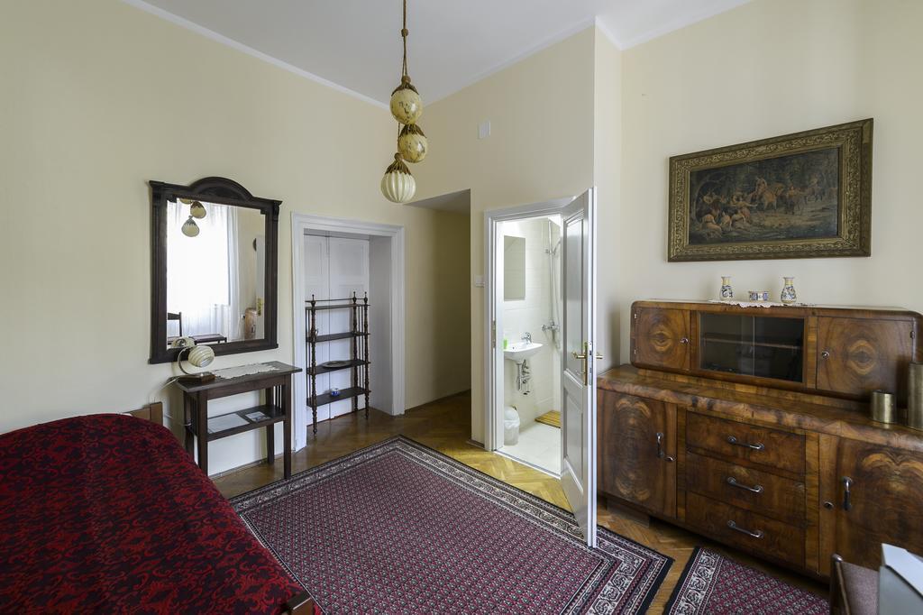 La Vecchia Casa Otel Cetinje Dış mekan fotoğraf