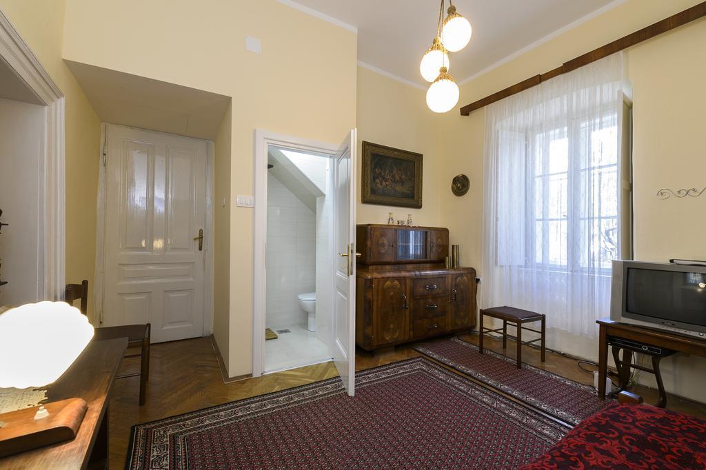 La Vecchia Casa Otel Cetinje Dış mekan fotoğraf