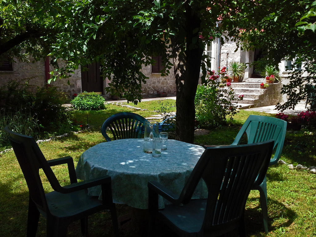 La Vecchia Casa Otel Cetinje Dış mekan fotoğraf
