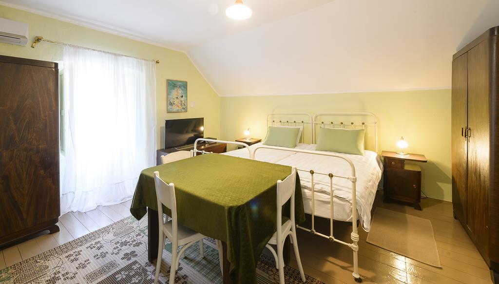 La Vecchia Casa Otel Cetinje Dış mekan fotoğraf