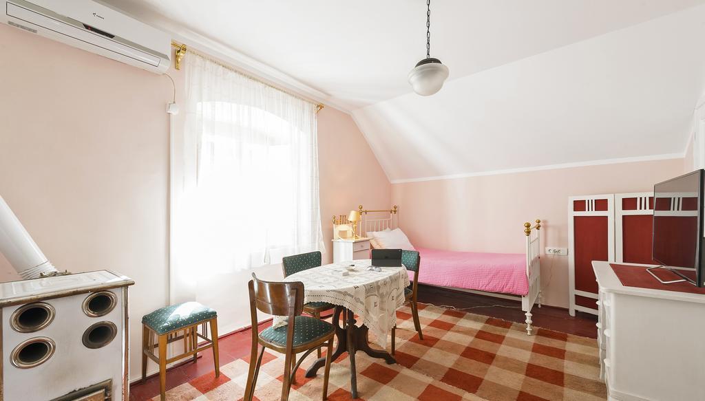 La Vecchia Casa Otel Cetinje Dış mekan fotoğraf